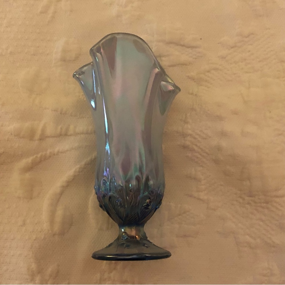 Fenton Iridescent Blue-Gray Ruffled Top Vase - Picture 8 of 14